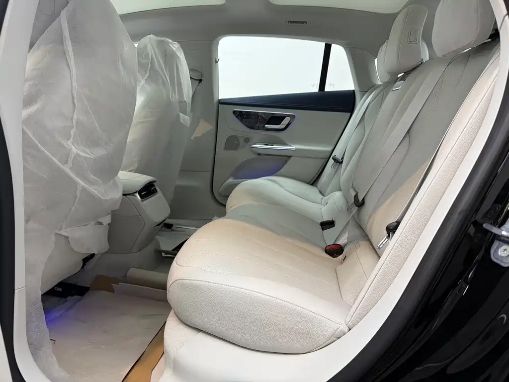Mercedes-Benz EQE 2025 500 4MATIC