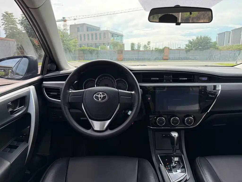 Toyota Corolla — миниатюра 8