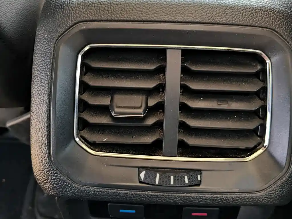 Volkswagen Tiguan L — миниатюра 15