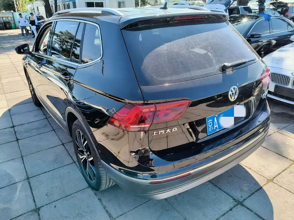 Volkswagen Tiguan L — миниатюра 6