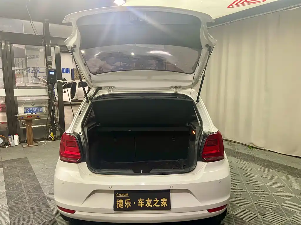 Volkswagen Polo — миниатюра 16