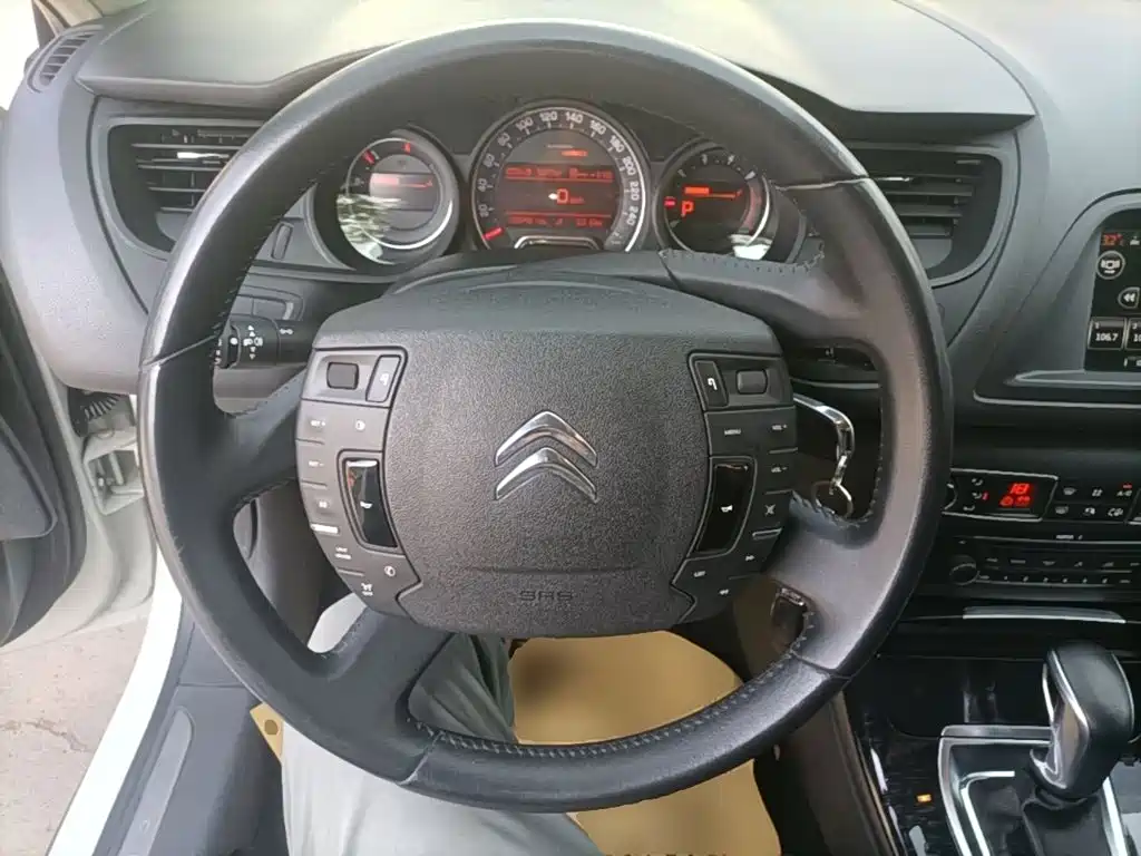 Citroen C5 — миниатюра 11