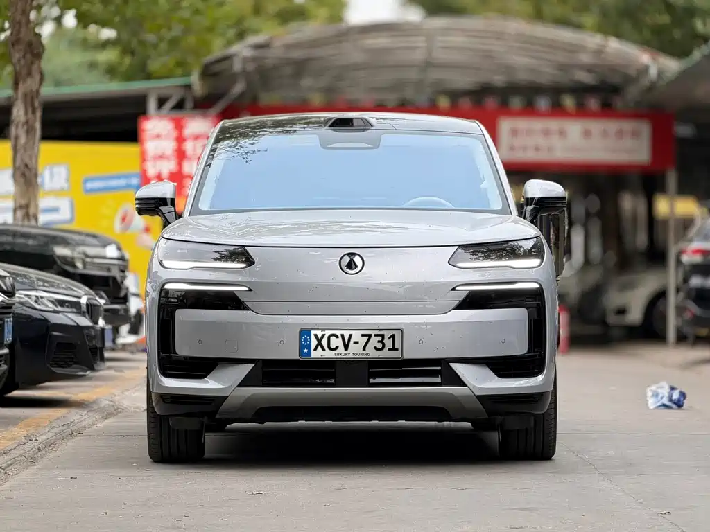 Denza Denza N9 — миниатюра 2