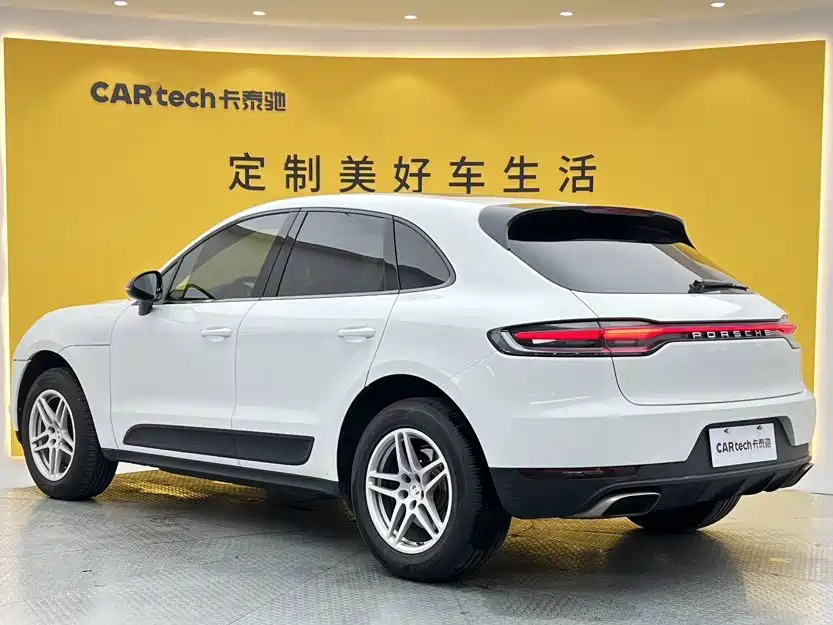 Porsche Macan — миниатюра 6