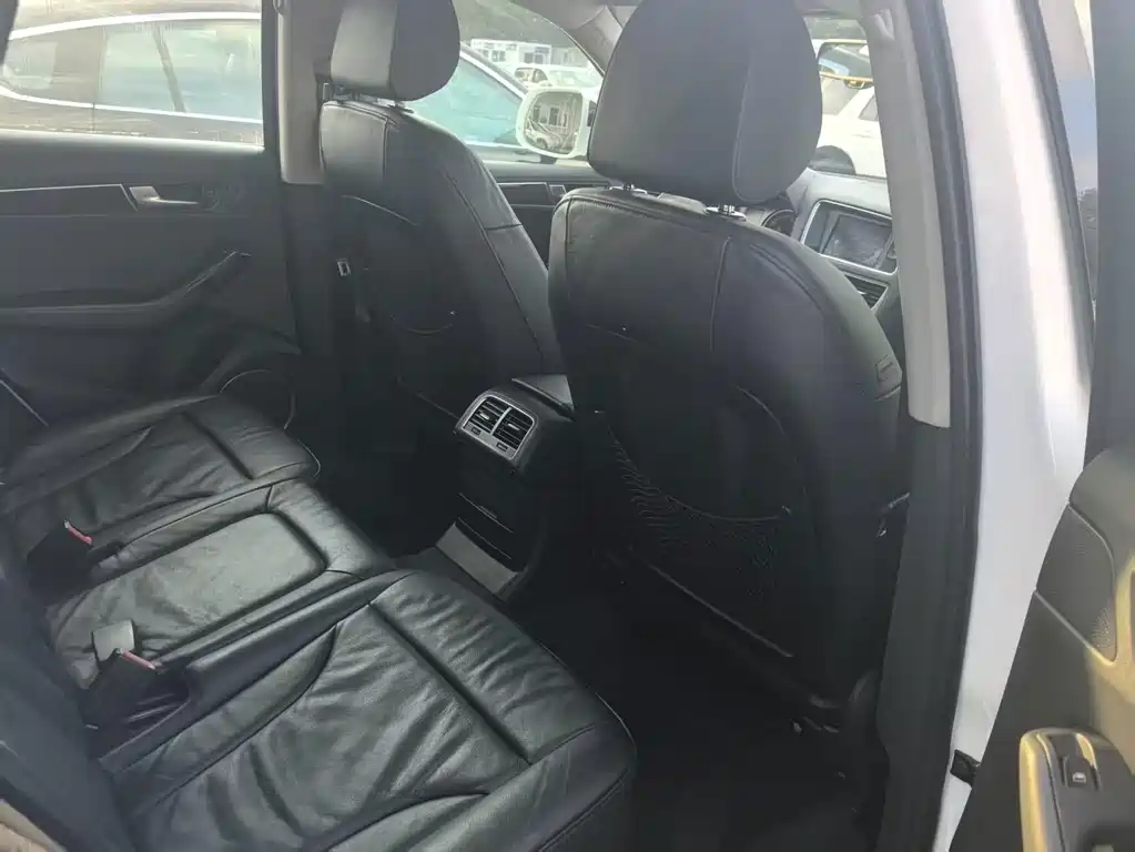 Audi Q5 — миниатюра 11