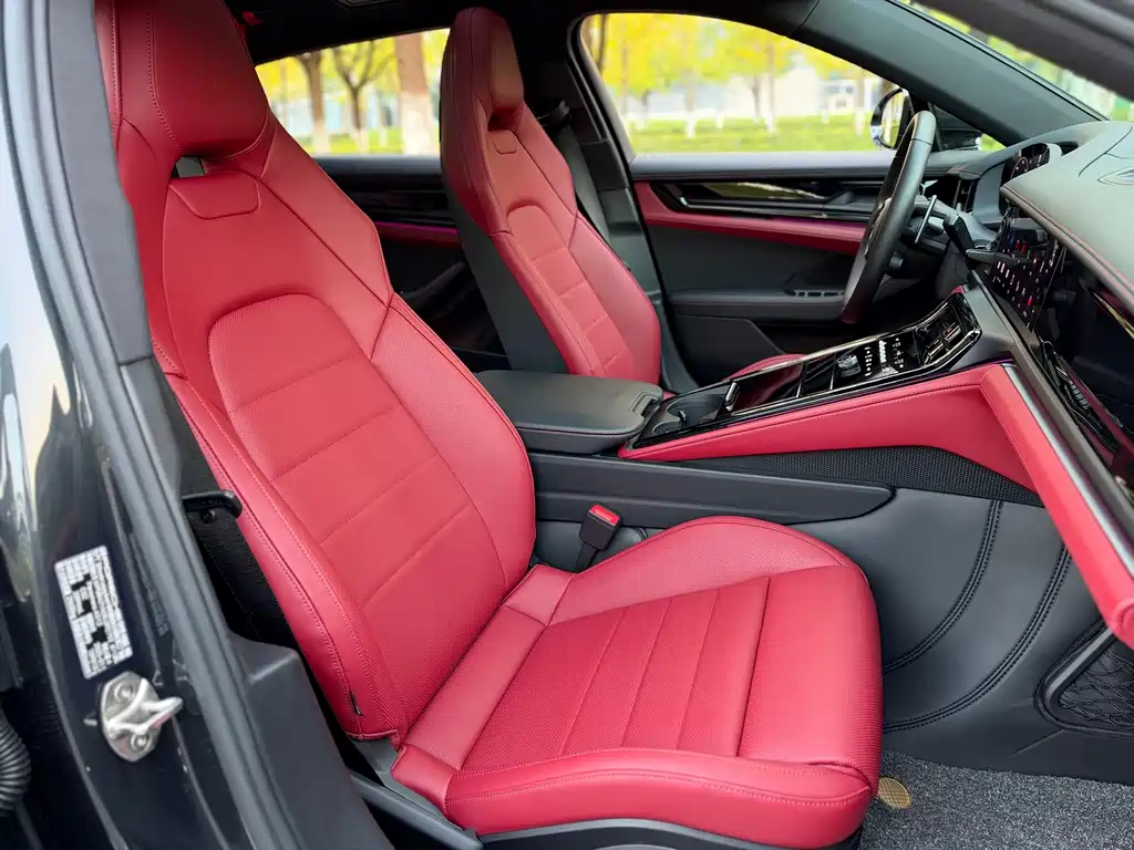 Porsche Panamera — миниатюра 4