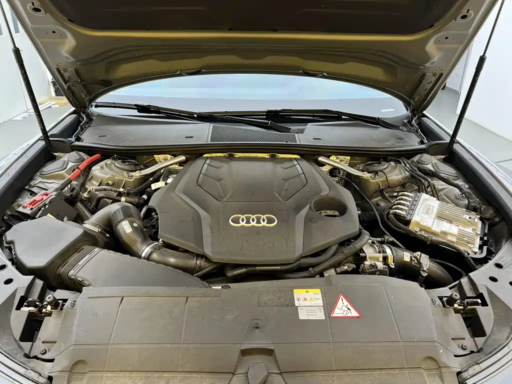 Audi A6 (Import) — миниатюра 12