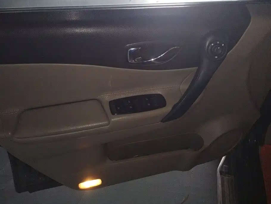 Renault Koleos (Import) — миниатюра 7