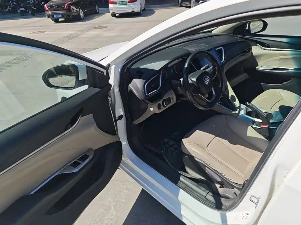 Buick Excelle — миниатюра 18