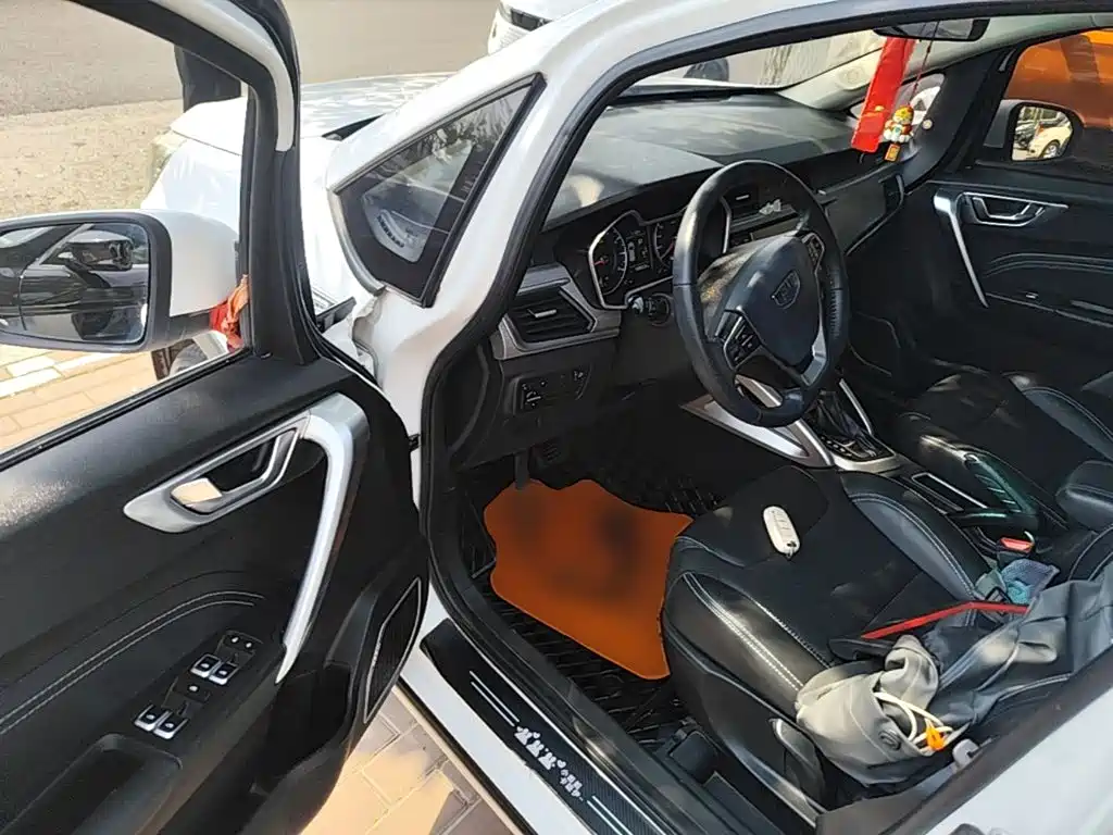 Geely Vision X3 — миниатюра 16