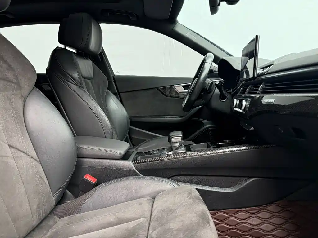 Audi A4L — миниатюра 12