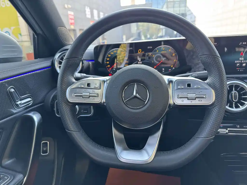 MERCEDES-BENZ A CLASS