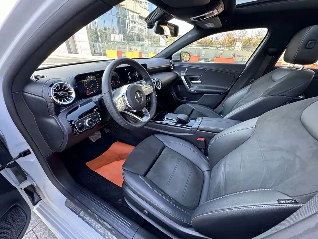 MERCEDES-BENZ A CLASS