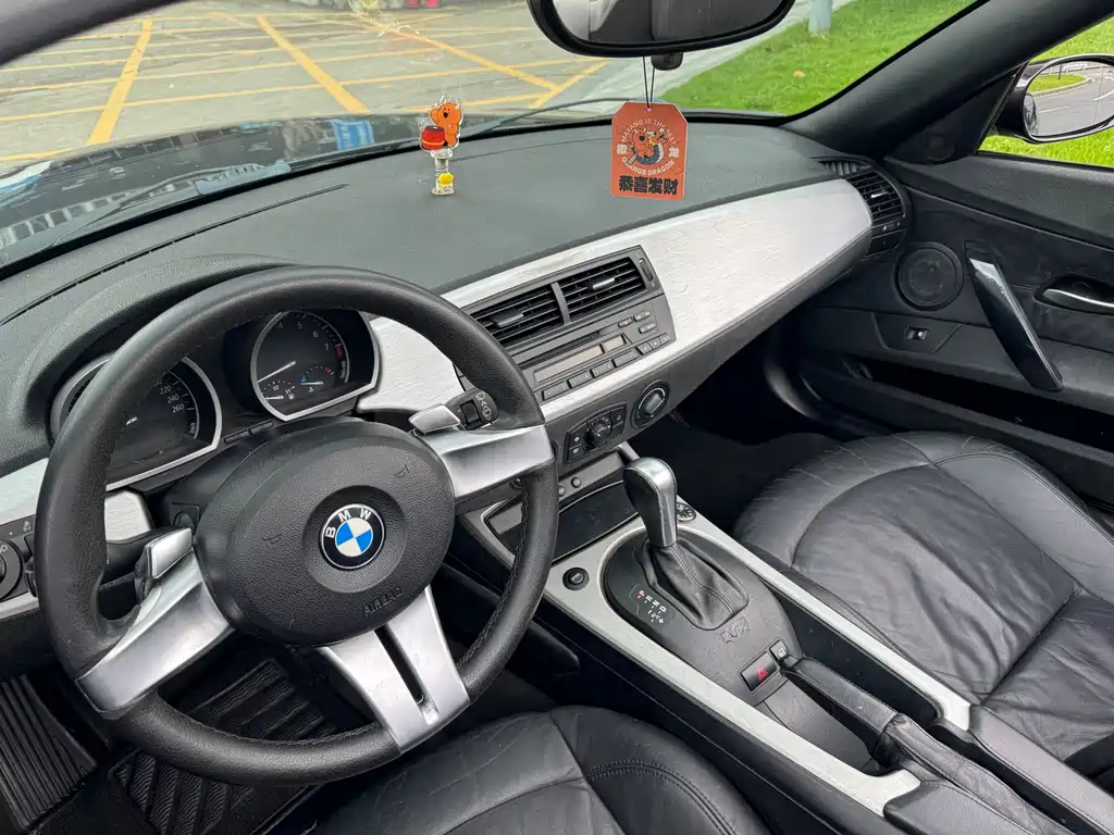 BMW Z4 — миниатюра 11