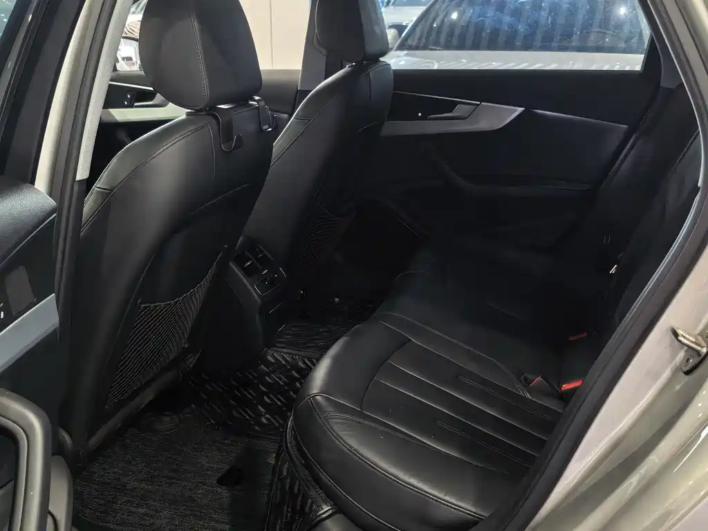 Audi A4L — миниатюра 7