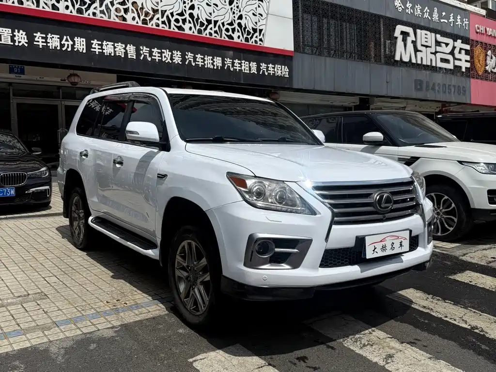 Lexus LX — миниатюра 3