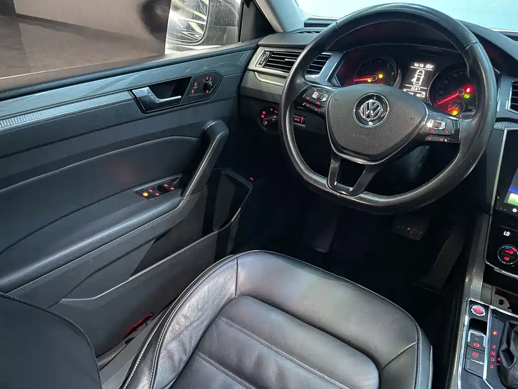 Volkswagen Passat — миниатюра 15