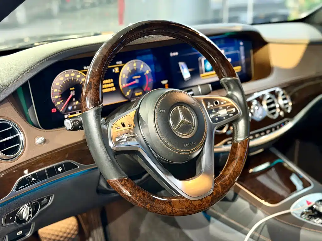 Mercedes-Benz S-Class — миниатюра 3