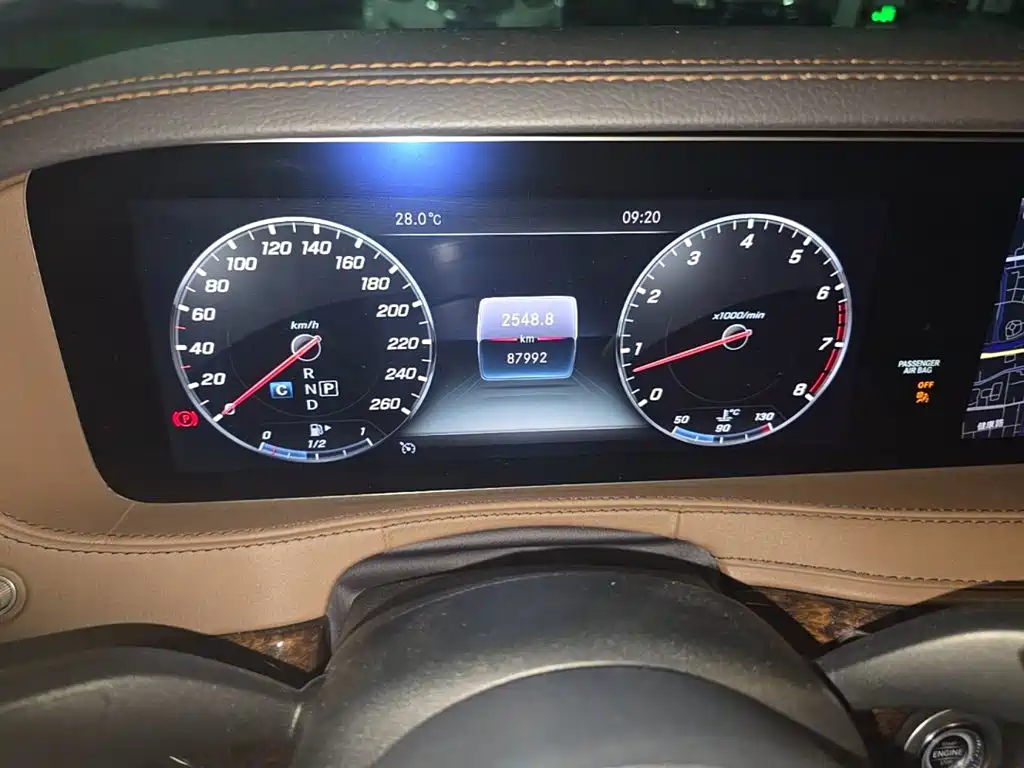 Mercedes-Benz S-Class — миниатюра 16