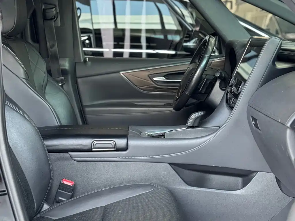 Toyota Vellfire — миниатюра 4