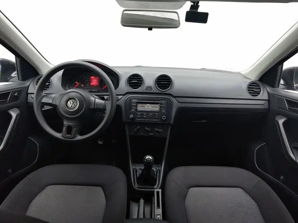 Volkswagen Jetta — миниатюра 5