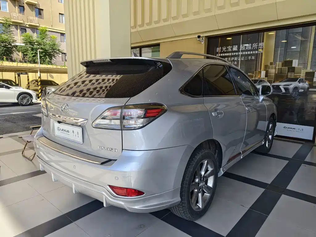 Lexus RX Classic — миниатюра 8