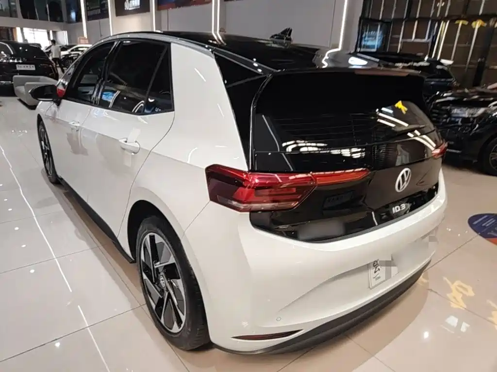 Volkswagen ID.3 — миниатюра 5