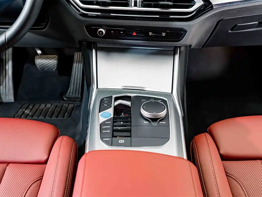 BMW i4 — миниатюра 14