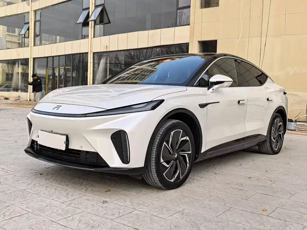 RISING AUTO FEIFAN R7