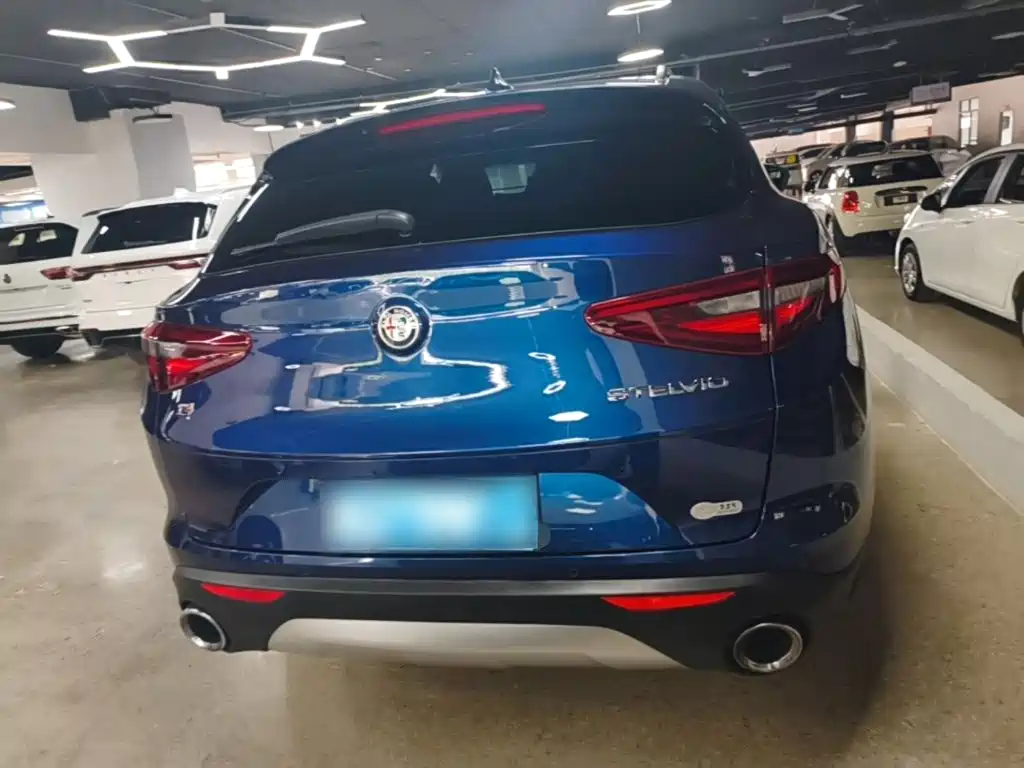 Alfa Romeo Stelvio — миниатюра 6