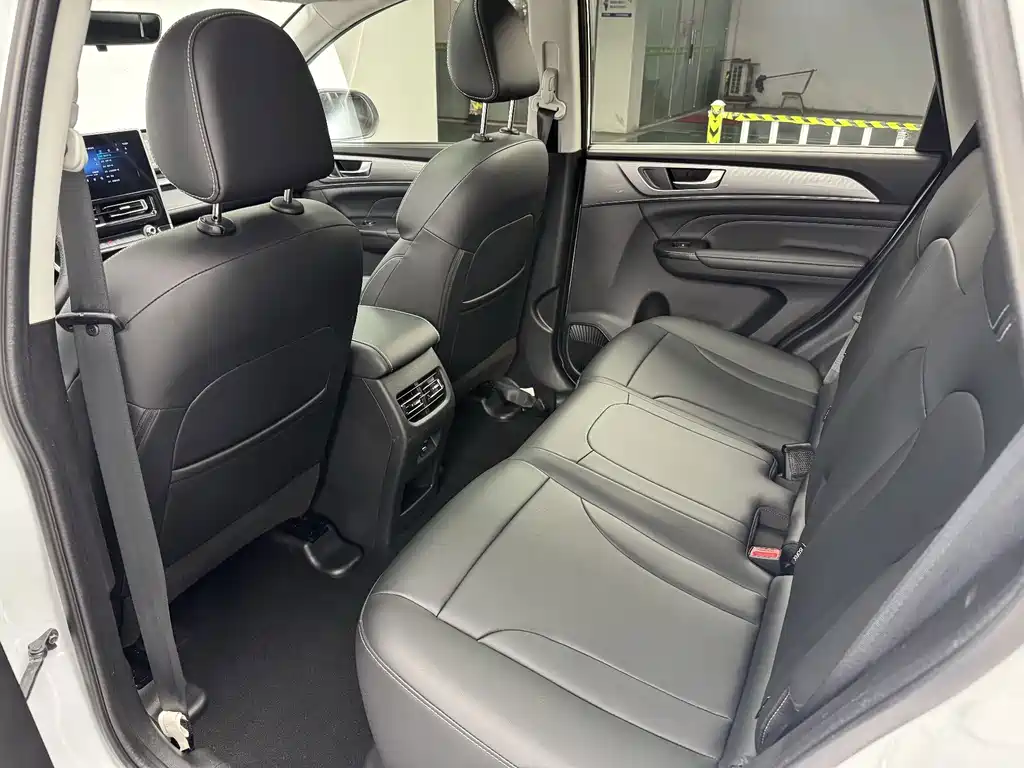 Haval M6 — миниатюра 13