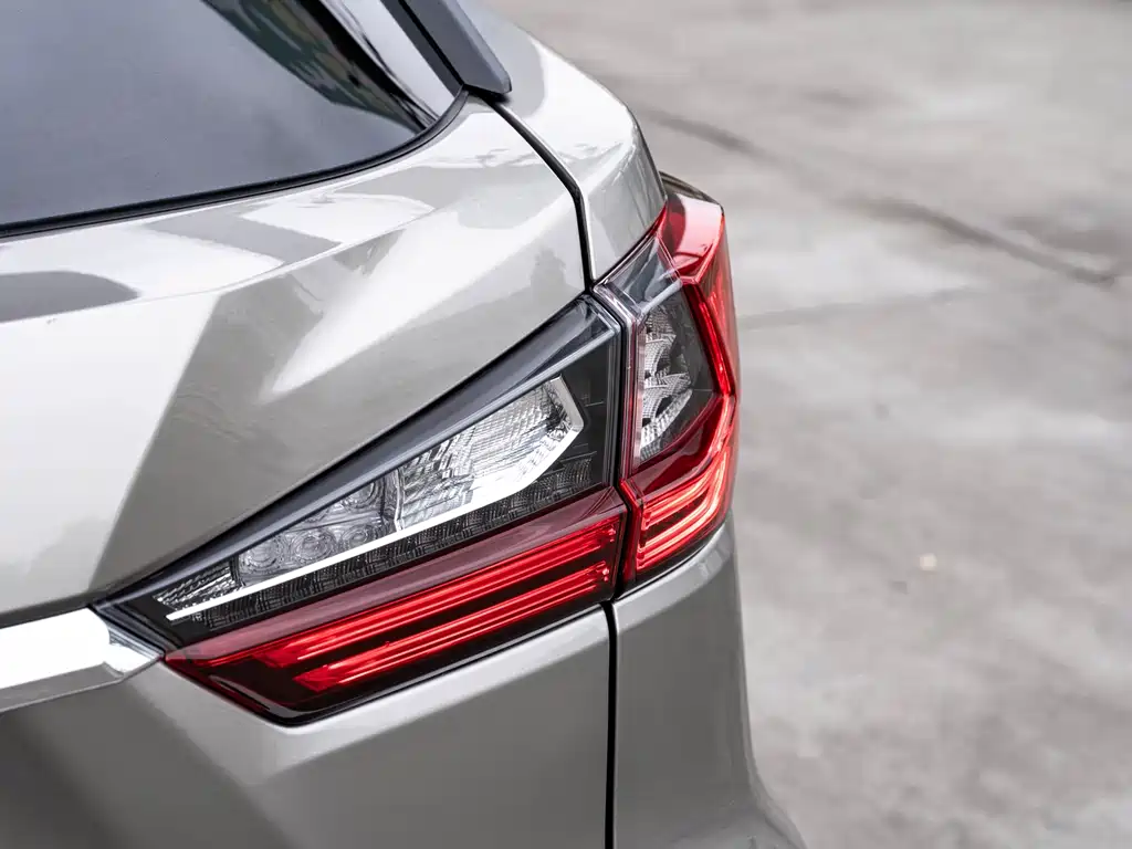 Lexus RX — миниатюра 7