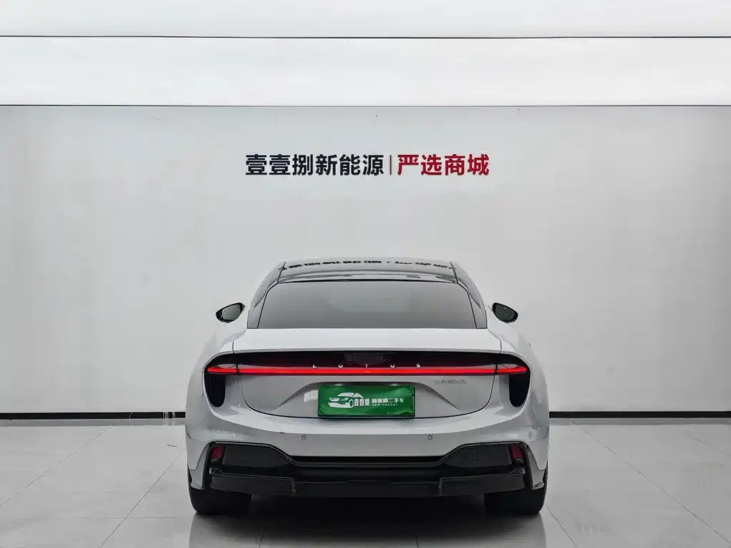 Lotus EMEYA — миниатюра 9