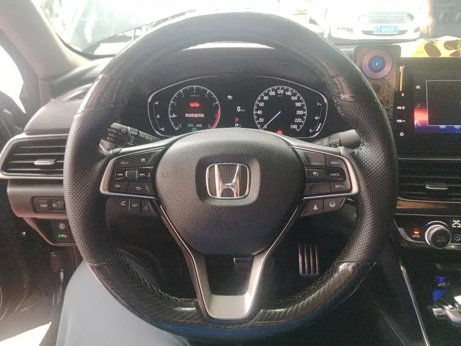 Honda Accord — миниатюра 14
