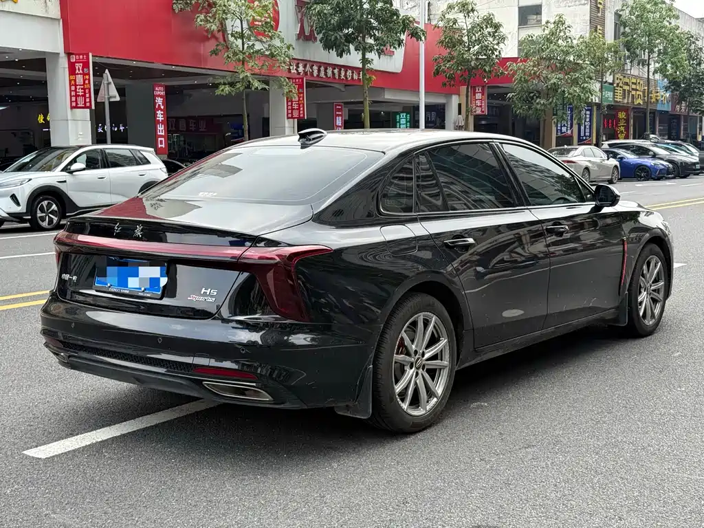Hongqi Hongqi H5 — миниатюра 10