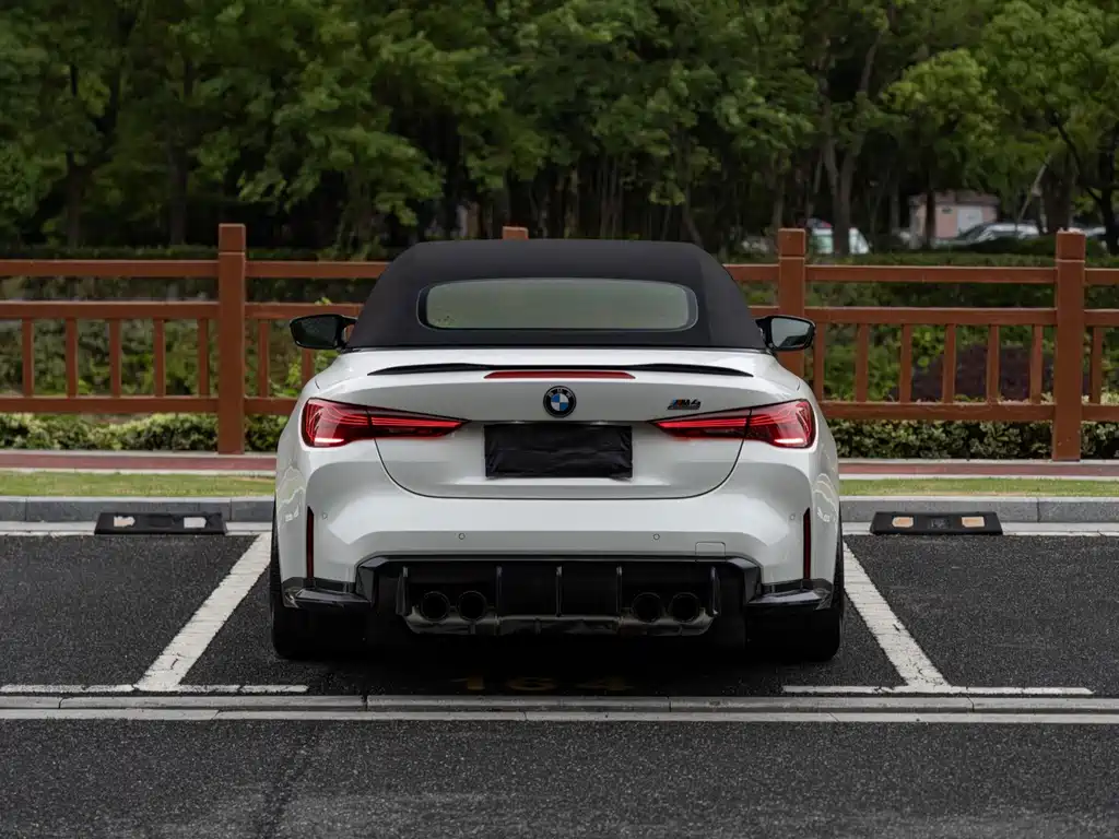 BMW M4 — миниатюра 5
