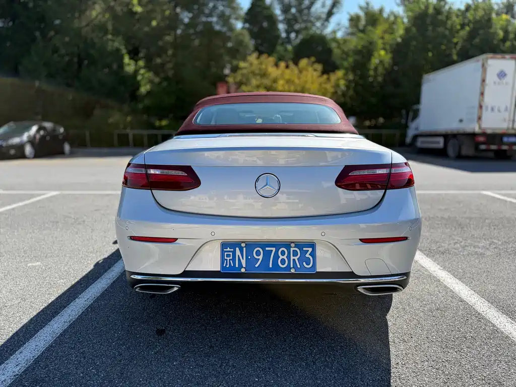 MERCEDES-BENZ E CLASS