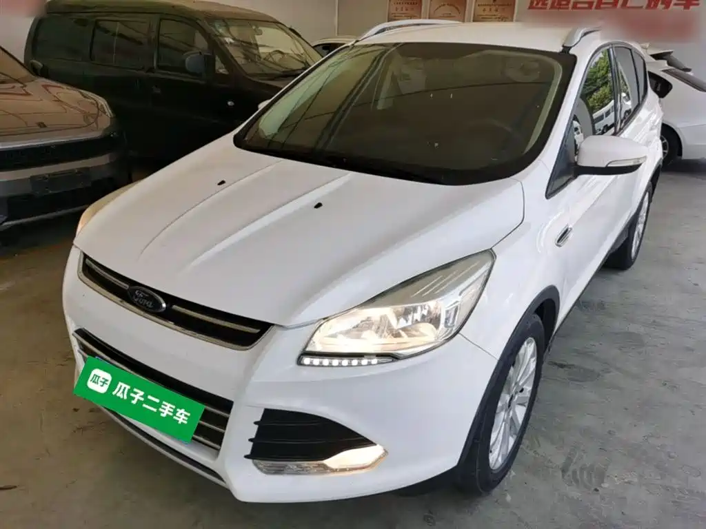 Ford Kuga 2016