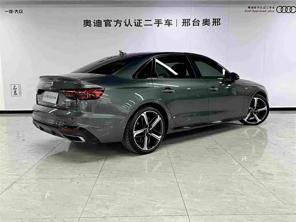 Audi A4L 2022 45 TFSI quattro