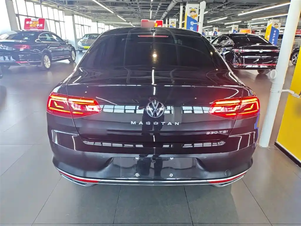 Volkswagen Magotan 2020 330TSI DSG Lead