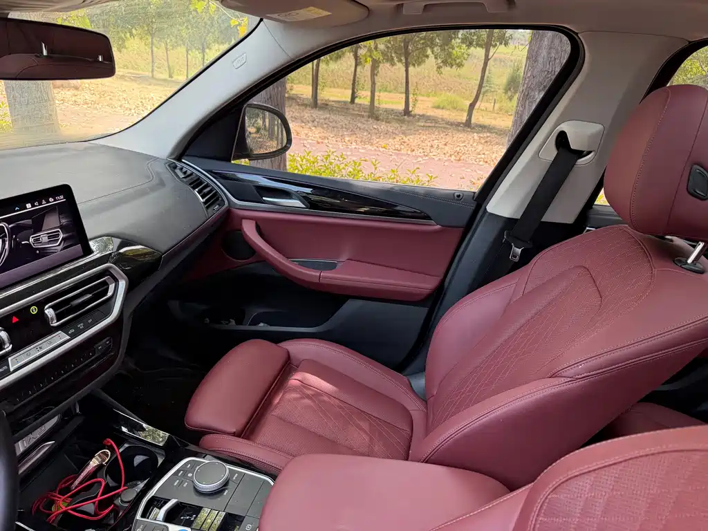 BMW iX3 — миниатюра 7