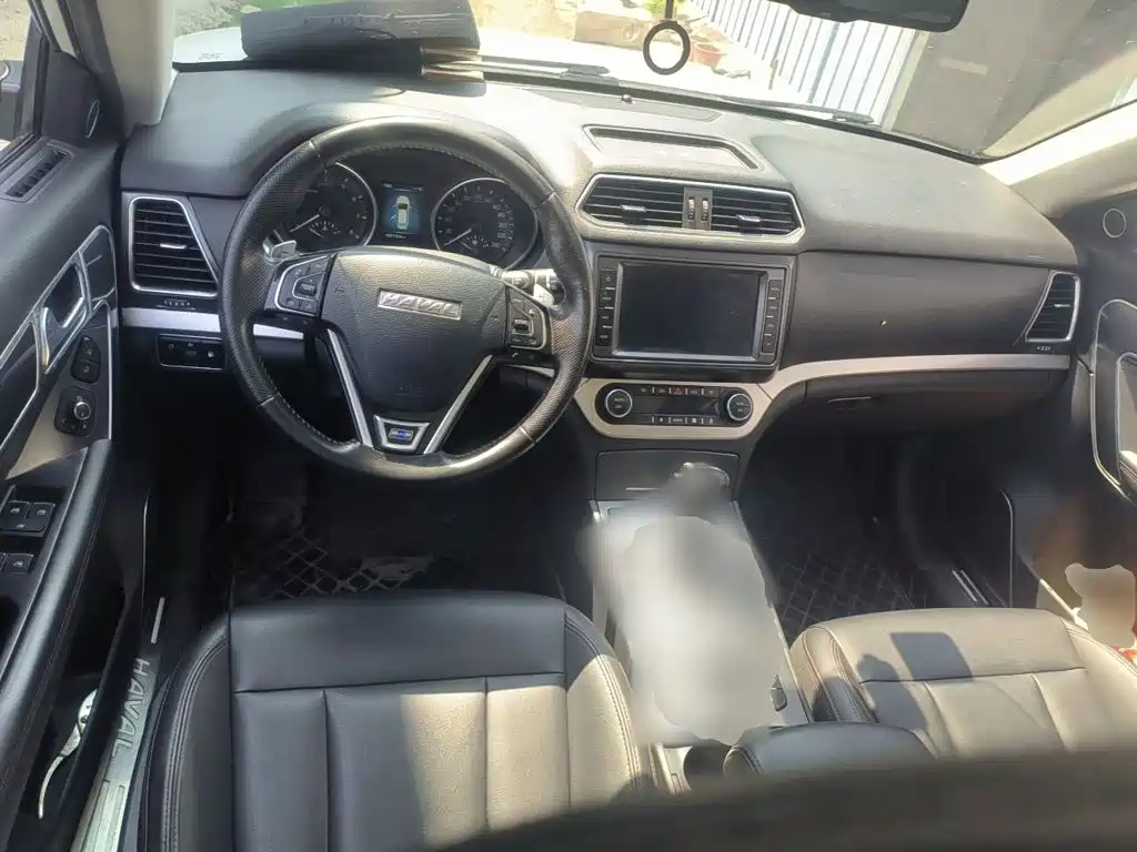 Haval H6 Coupe — миниатюра 10
