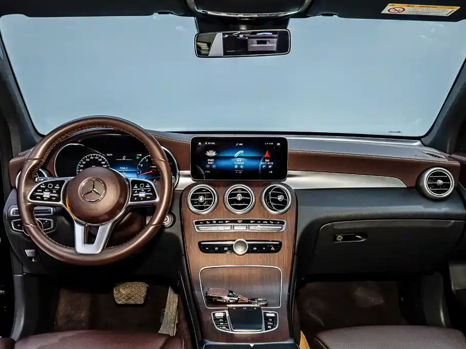 Mercedes-Benz GLC — миниатюра 23