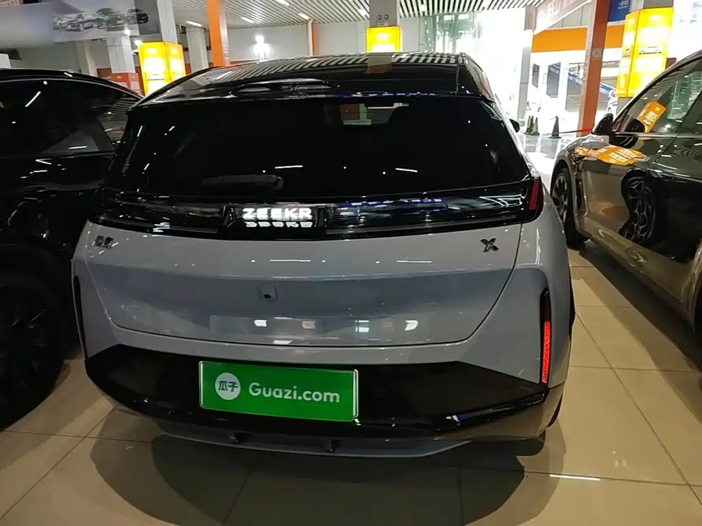 Zeekr X — миниатюра 6