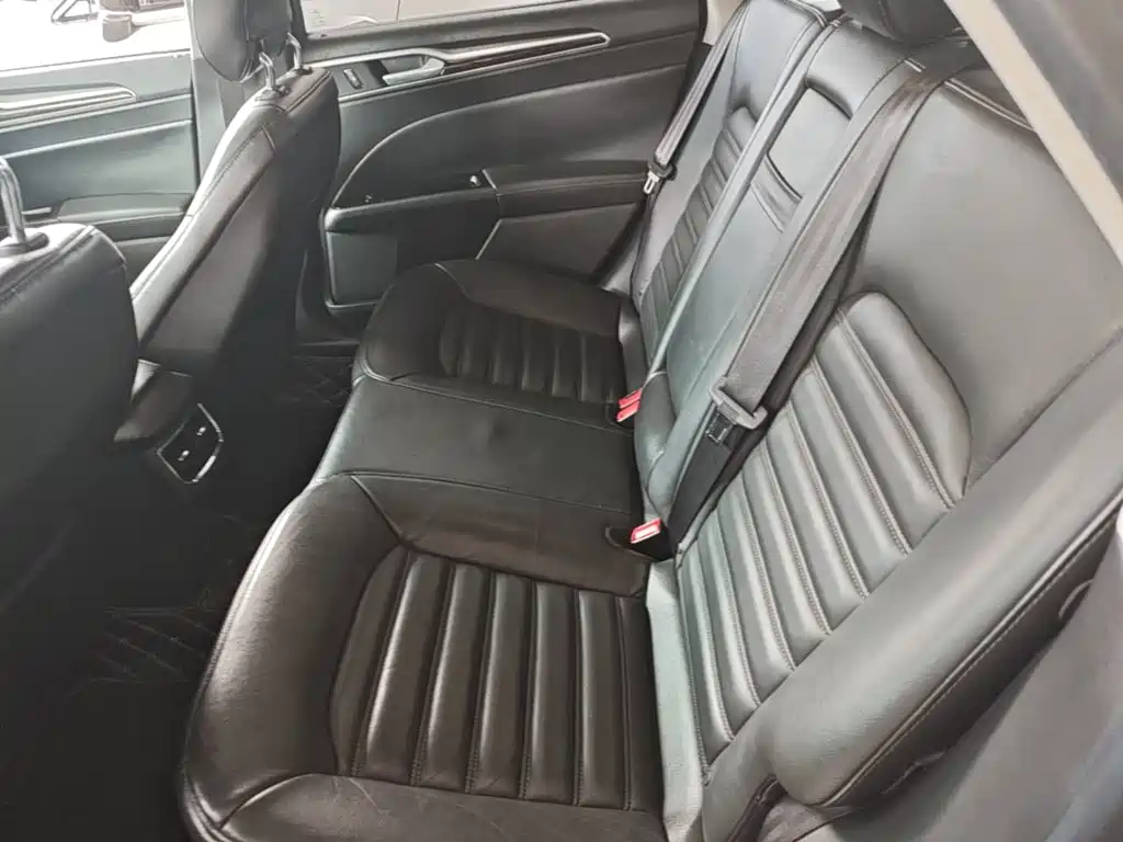 Ford Mondeo — миниатюра 17