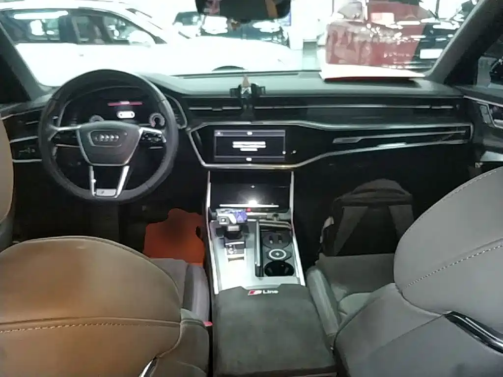 Audi A6L — миниатюра 10