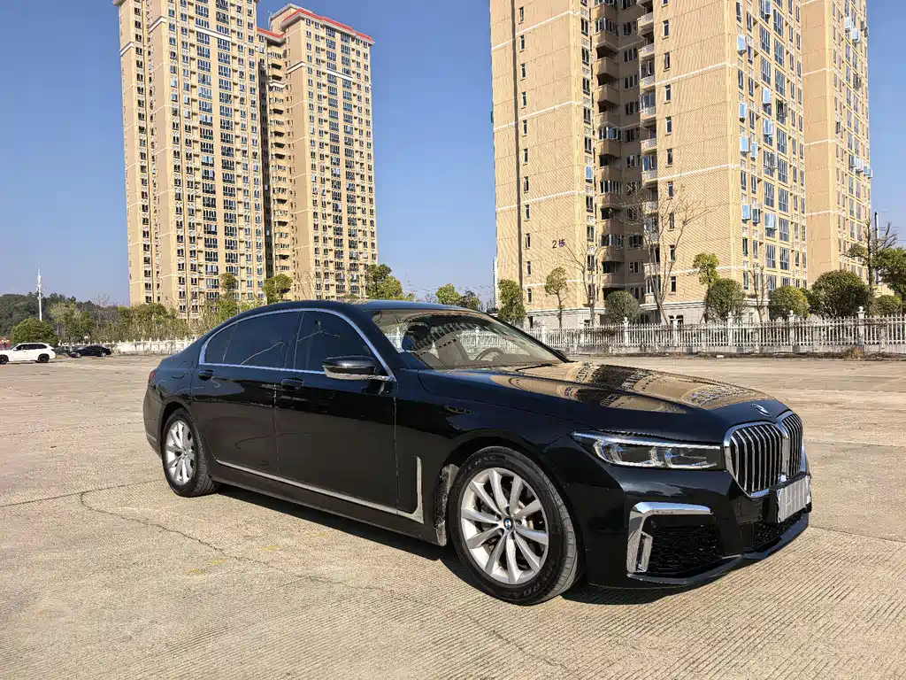 BMW 7 SERIES