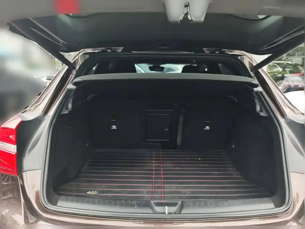 Mercedes-Benz GLA — миниатюра 24