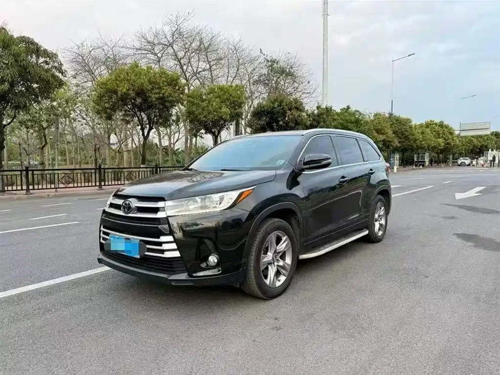 Toyota Highlander 2021