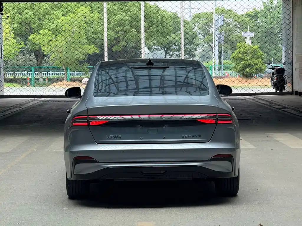 Lincoln Z 2025 2.0T